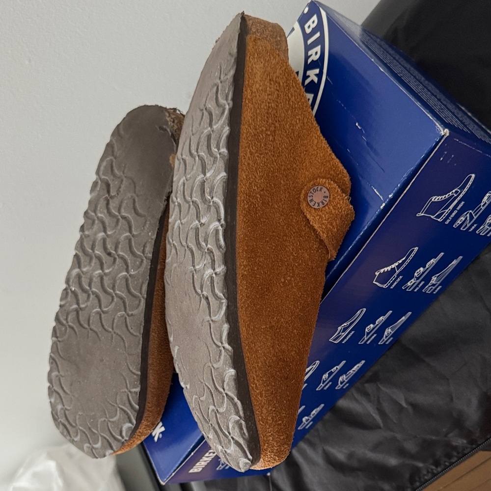 Birkenstock Women's Tan Suede Shoes - Picture 5 of 6